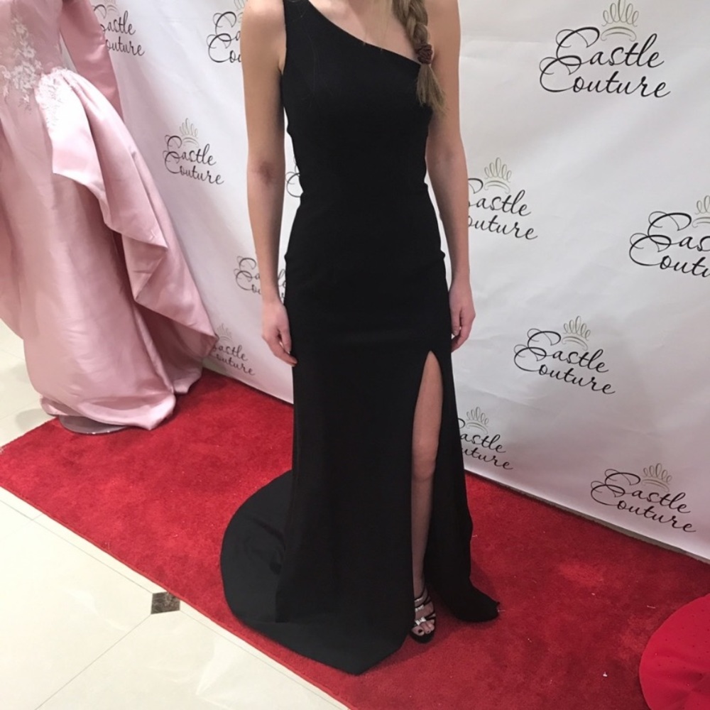Black prom dress - Picture 4 of 6